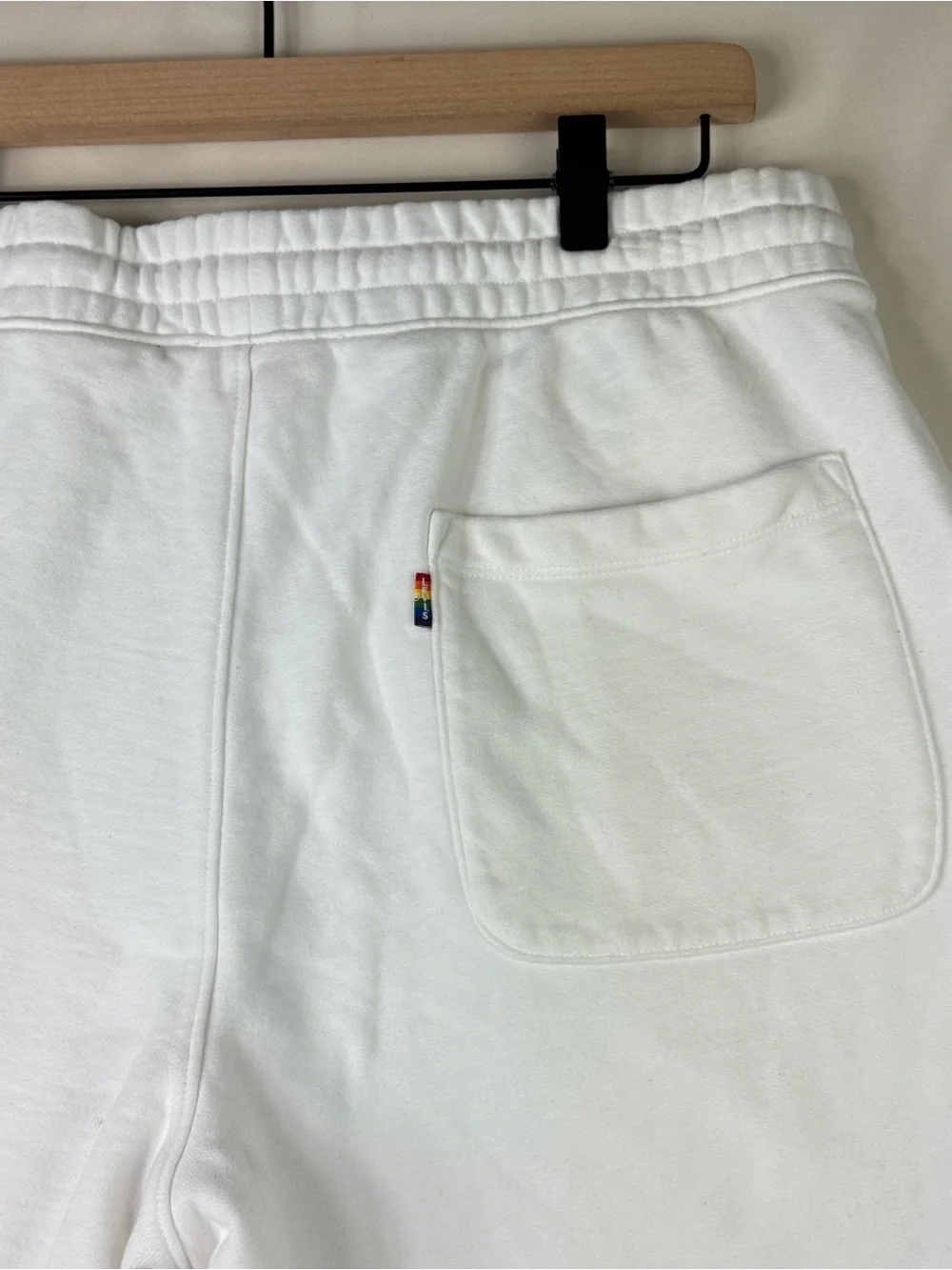 Levi’s Equality Never Goes Out of Style White Sweat Shorts Men’s Large